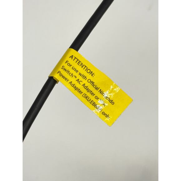 YOK Switch HDMI Travel Cable - Portable Dock Replacement for Nintendo Switch - Picture 4 of 7